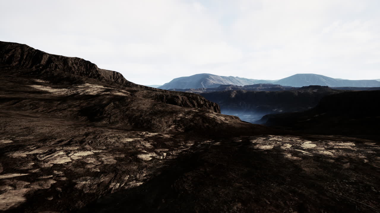 paisaje extraño con montañas y cañones