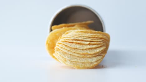 patatas fritas en un recipiente