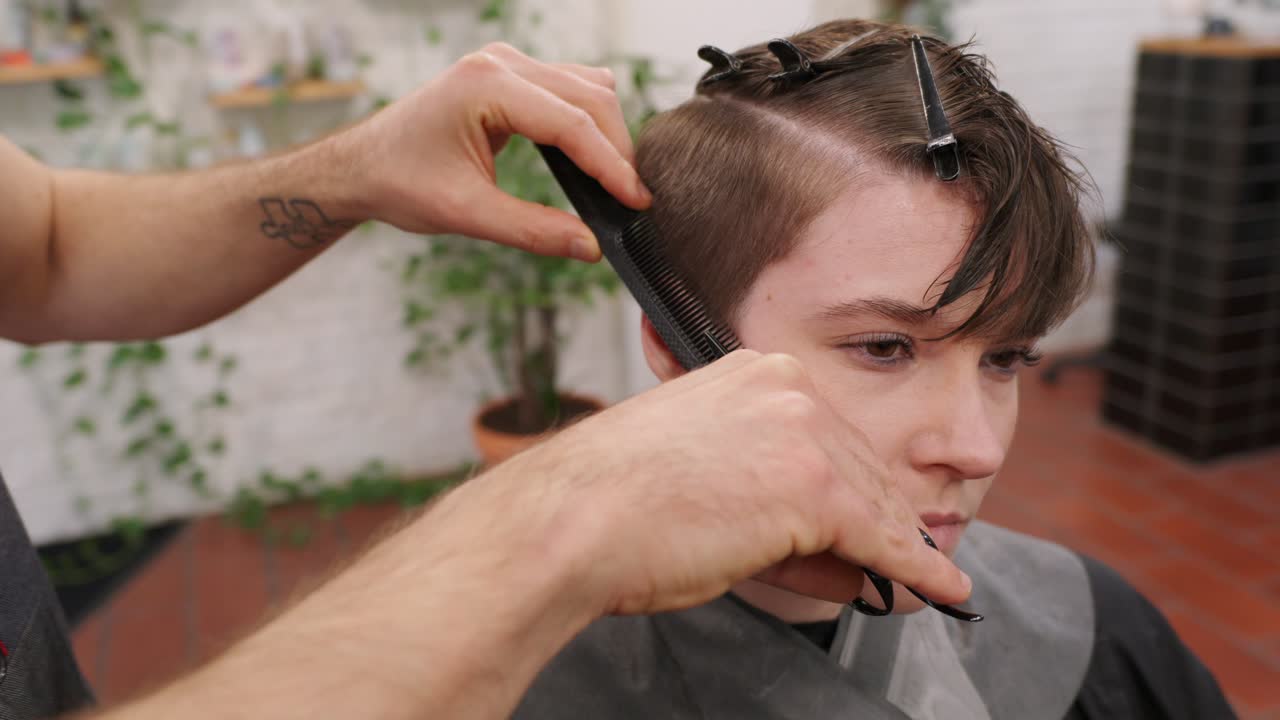 Haircut at a salon