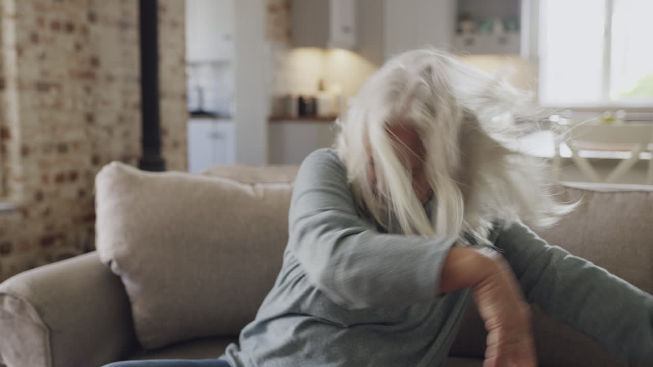 I don't know why my grandson love playing this!