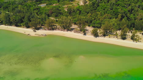 Farbenfrohe-Landschaft-Einer-Tropischen-Insel-Von-Malaysia,-Langkawi