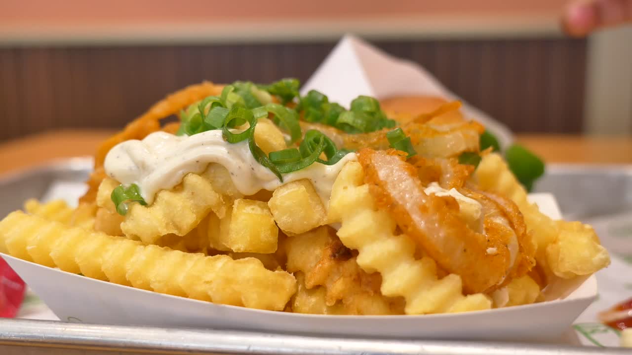 Crinkle Cut Fries with Sauce and Green Onions