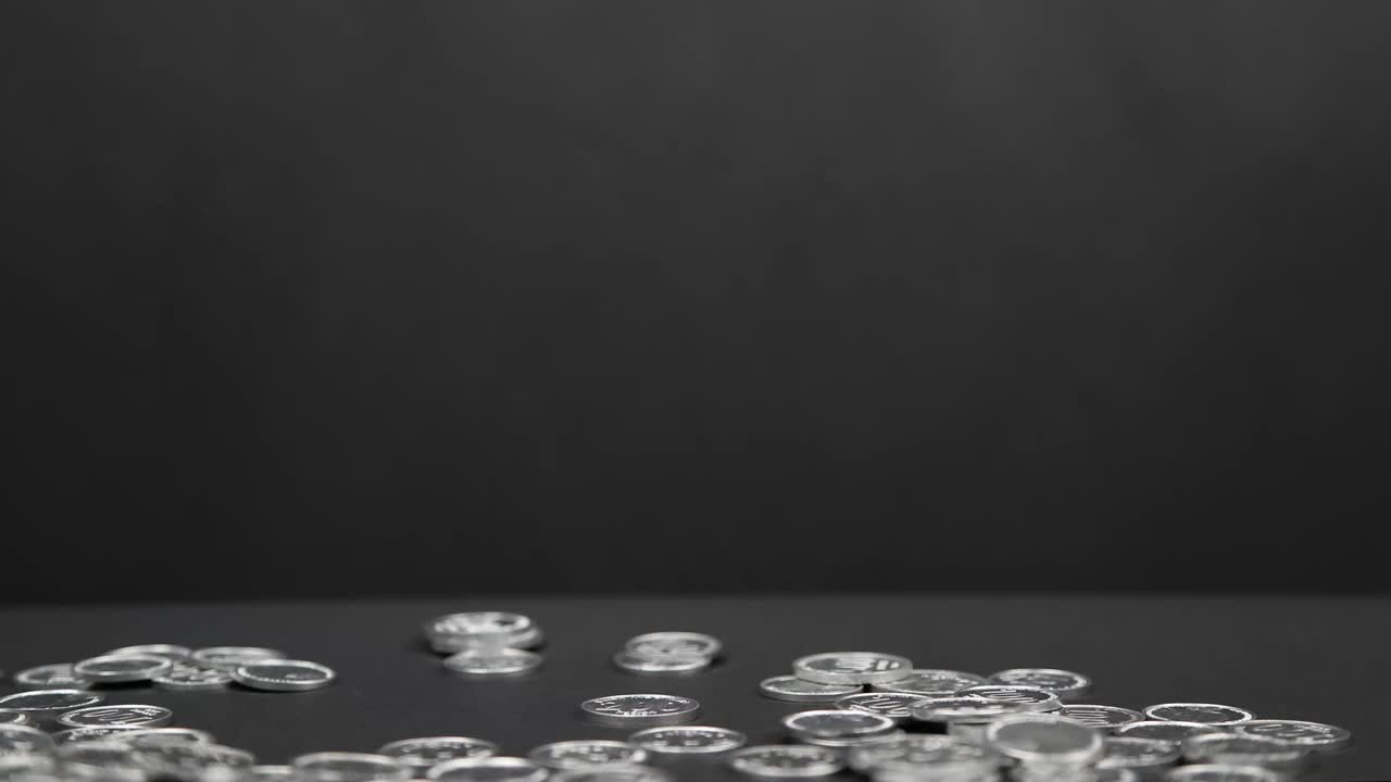 동전의 움직임을 멈추고 4k를 쌓습니다.