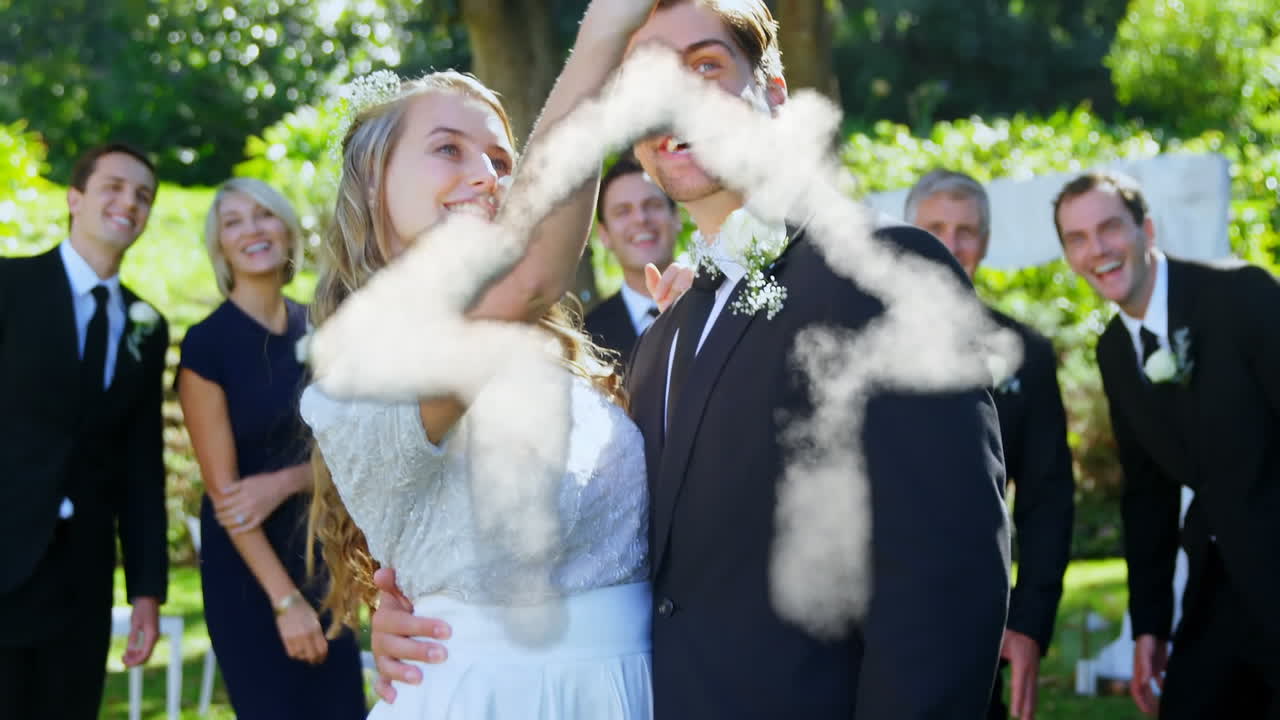 дом мечты и супружеская пара