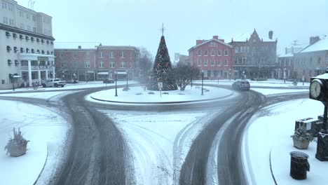 Pequeña-Ciudad-De-América-Durante-La-Blanca-Navidad