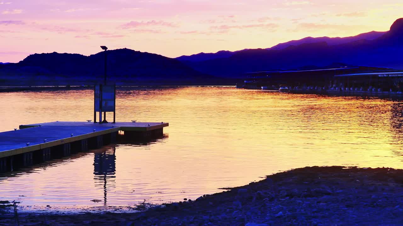 Day break at Lake Mead Marina