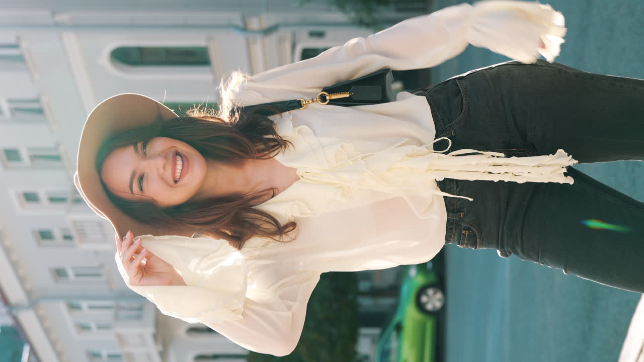 도시에서 세련된 여성