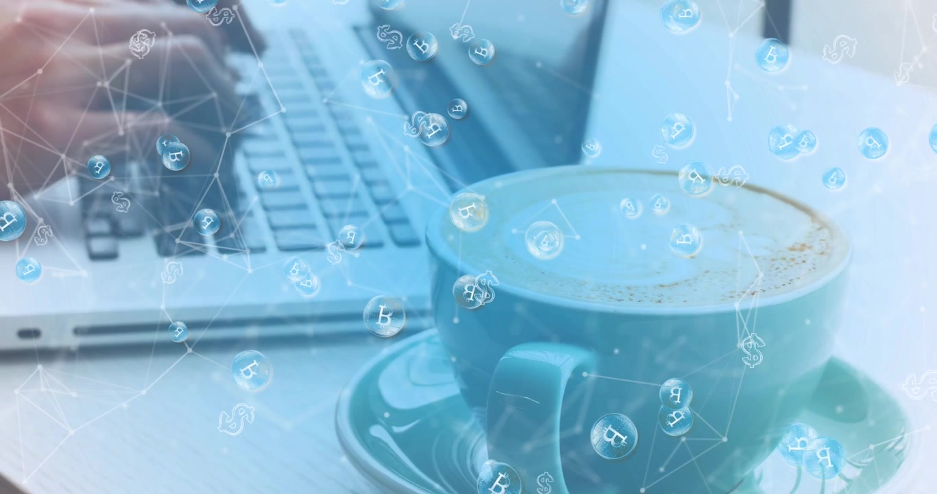 Animazione di elaborazione dati e reti su donna che usa il laptop