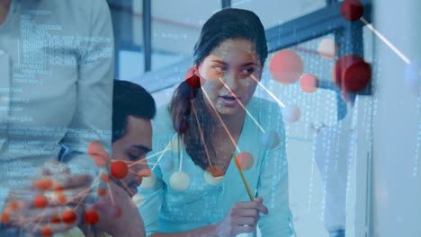 animación de adn y procesamiento de datos sobre diversos empresarios en la oficina