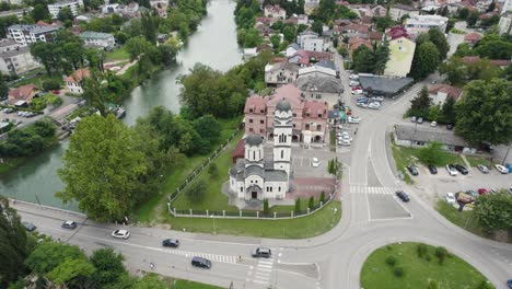 Aerial:-Serbian-Orthodox-church-complex-in-Banja-Luka,-Bosnia