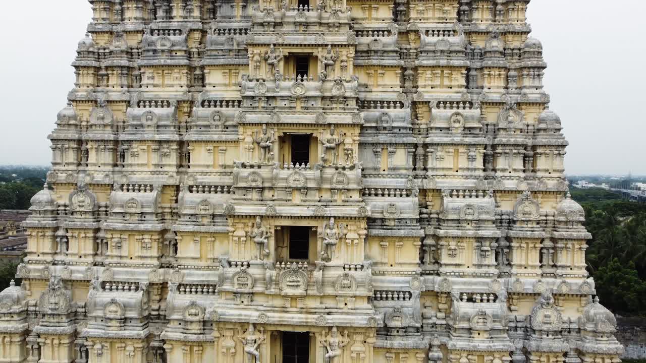 Vista aerea del Tempio Sri Kanchi Kamakshi Amman a Kanchipuram, Tamil Nadu
