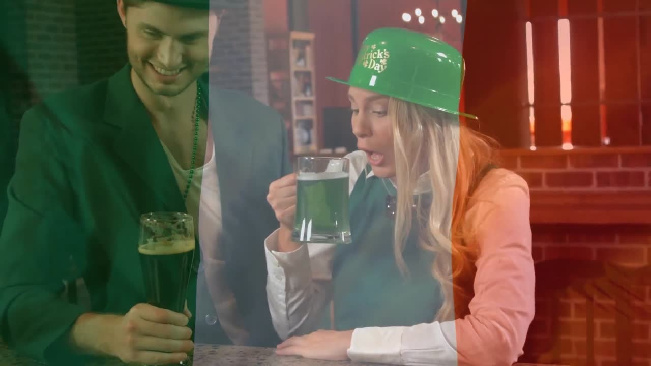 personas bebiendo cervezas en un pub para el día de san patricio