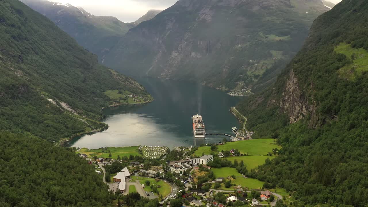 게이랑거 피오르드, 노르웨이. 아름다운 자연 노르웨이 자연 풍경.