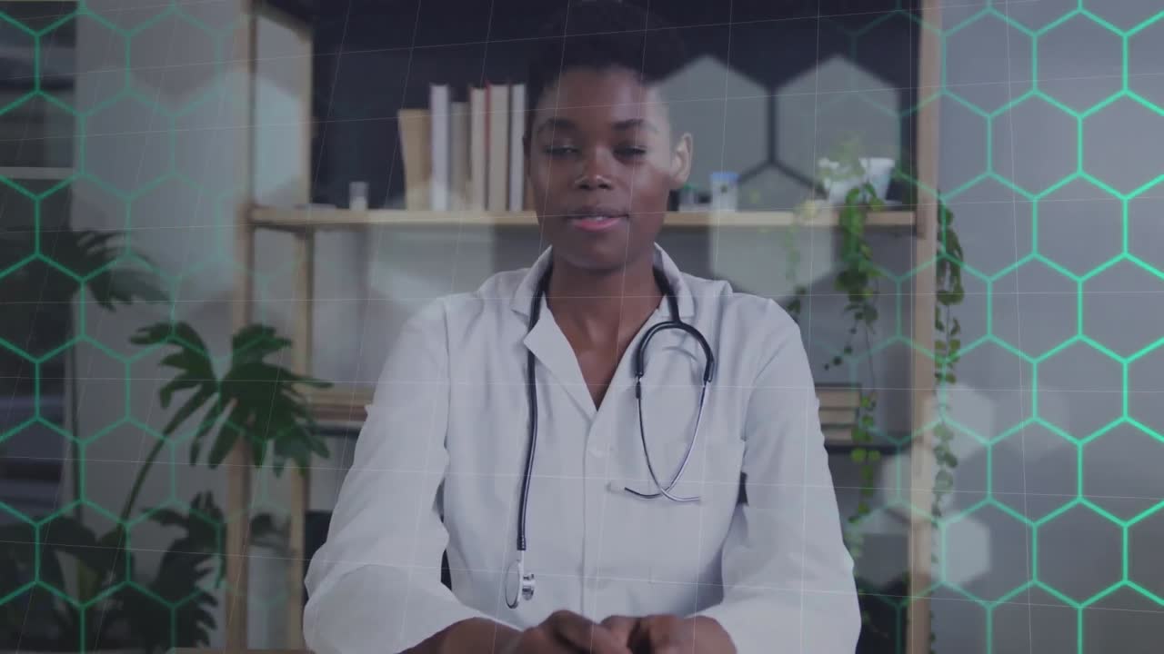 animación de la red de hexágonos sobre la mujer médica afroamericana.