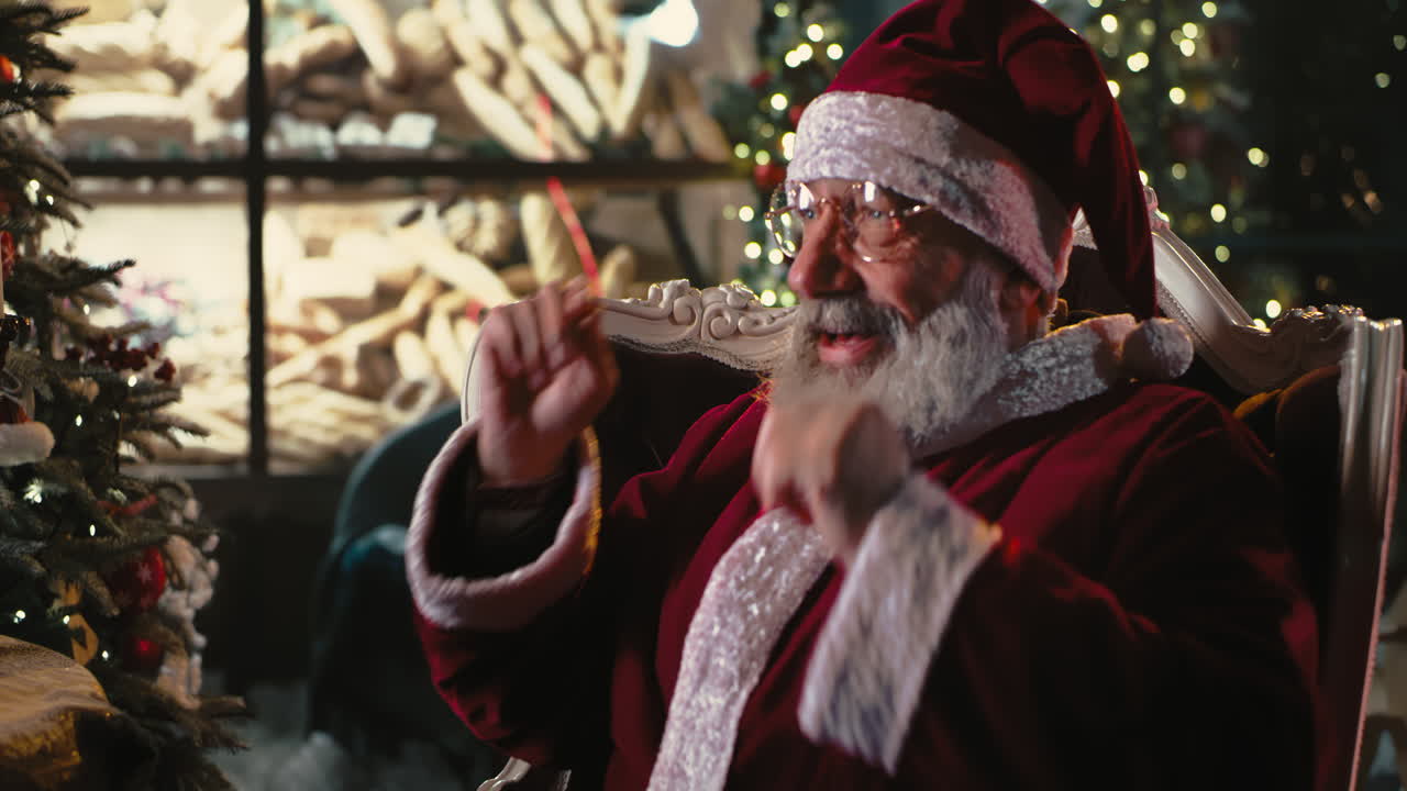 크리스마스 배경 에 있는 산타클로스