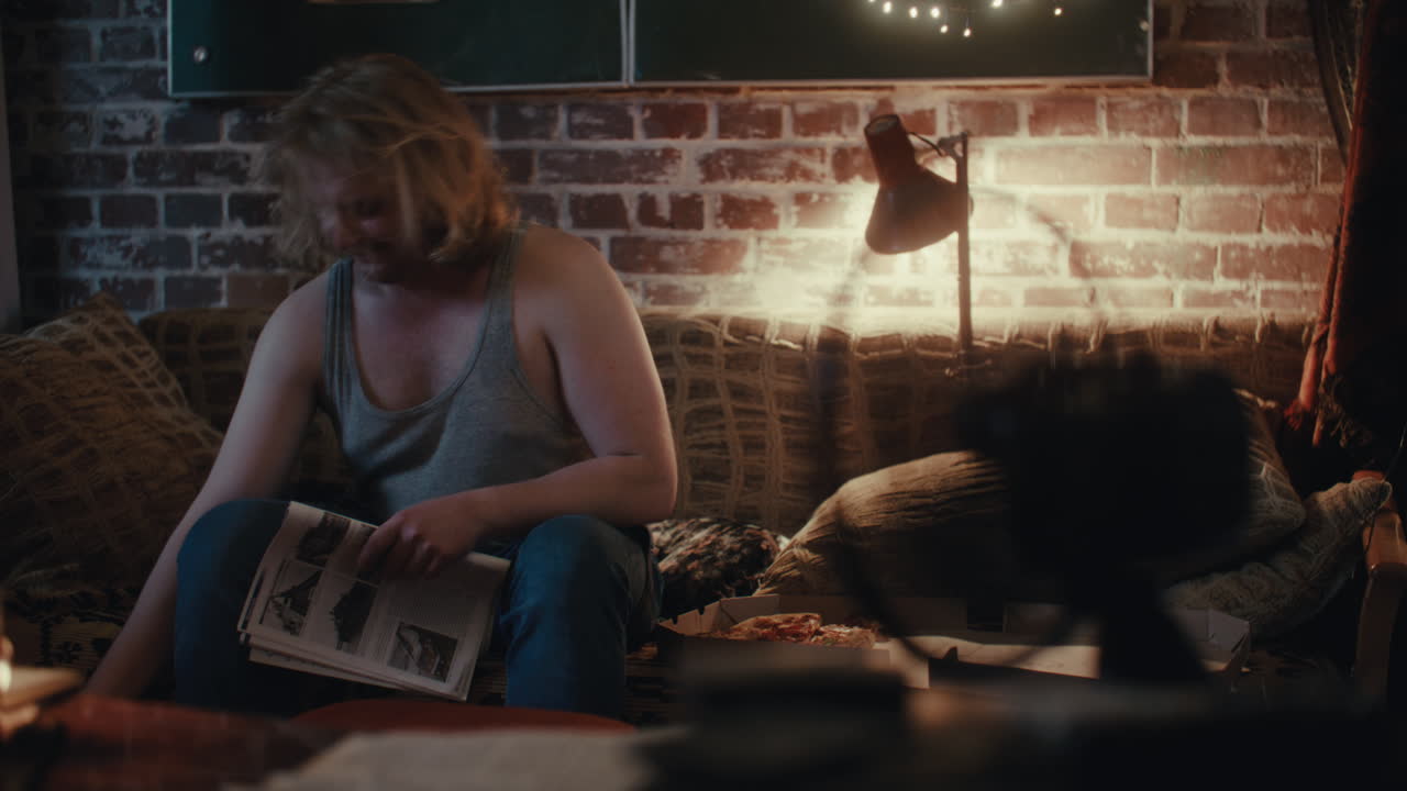 отдыхать дома