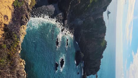 The-Almograve-Beach-With-Black-Basalt-Rocks-in-Alentejo-Coast,-Portugal