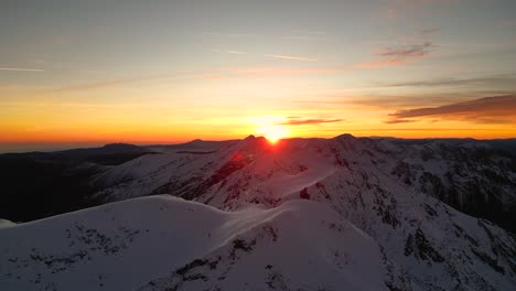 4K-Cinematic-Drone-footage-in-the-Carpathian-Mountains