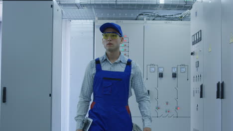 technician in data center