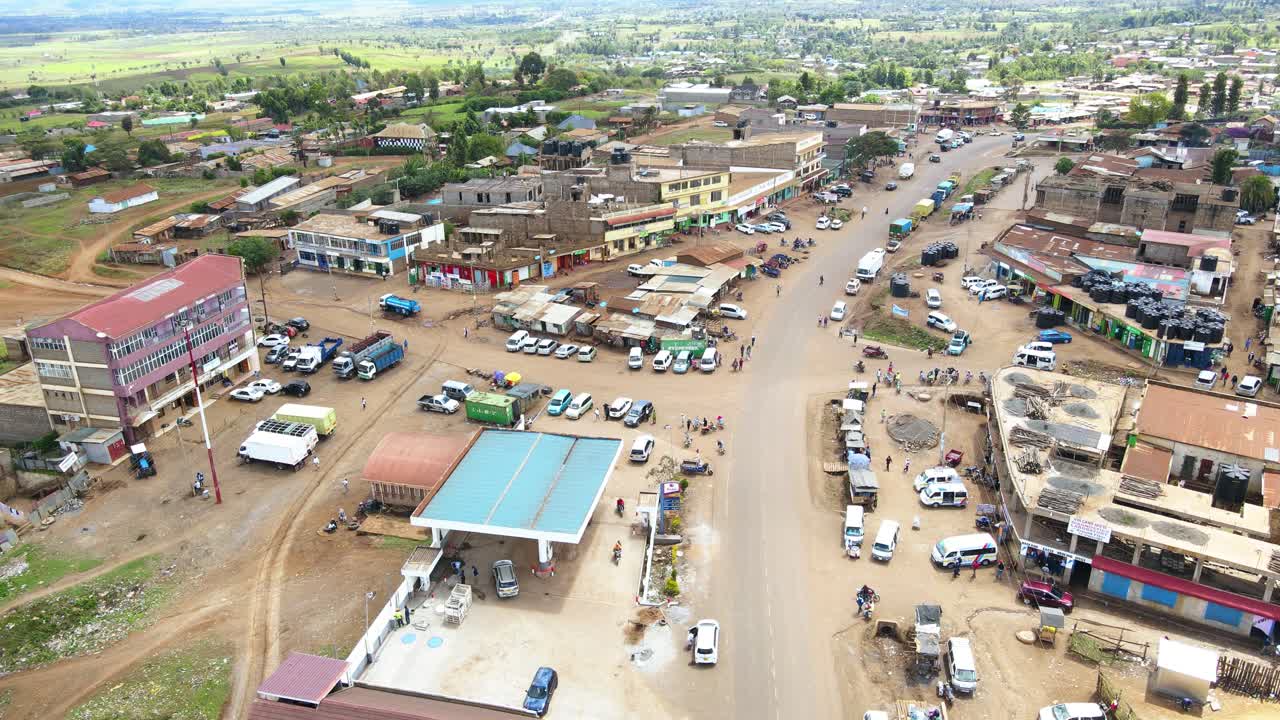 농촌 아프리카 정착지, 녹색 농업 농장, 케냐 주택, 가난한 정착 아프리카, 케냐의 농촌 주택