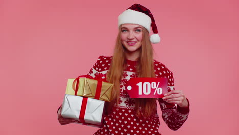 Frau-Im-Weihnachtspullover-Mit-Geschenkbox-Und-10-Prozent-Rabatt-Auf-Inschriften,-Banner,-Textnotiz