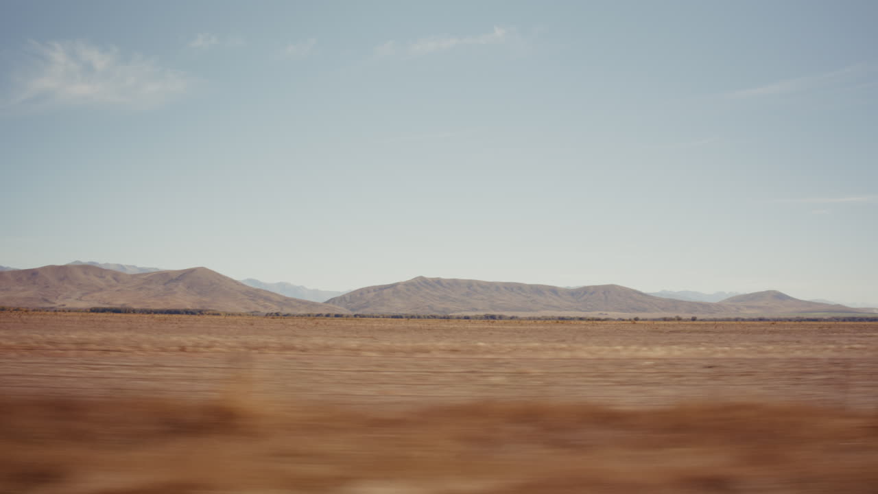 paisaje de montaña desértico