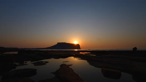 sunrise-on-the-beach