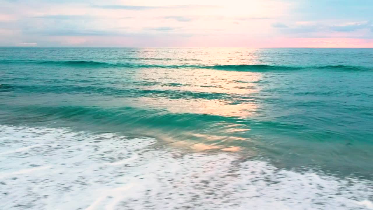 Drone footage of sunrise at Jupiter Beach, FL