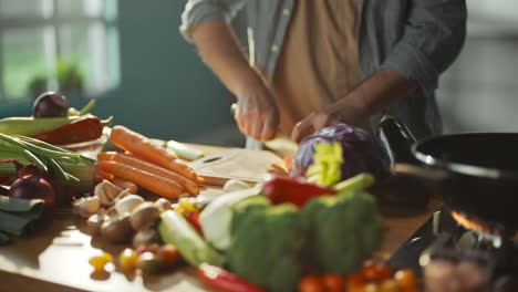 preparing a healthy vegetable dish