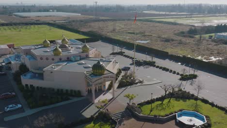 Edificio-Gurdwara-Nanak-Niwas,-Centro-Cultural-Indio-De-Canadá