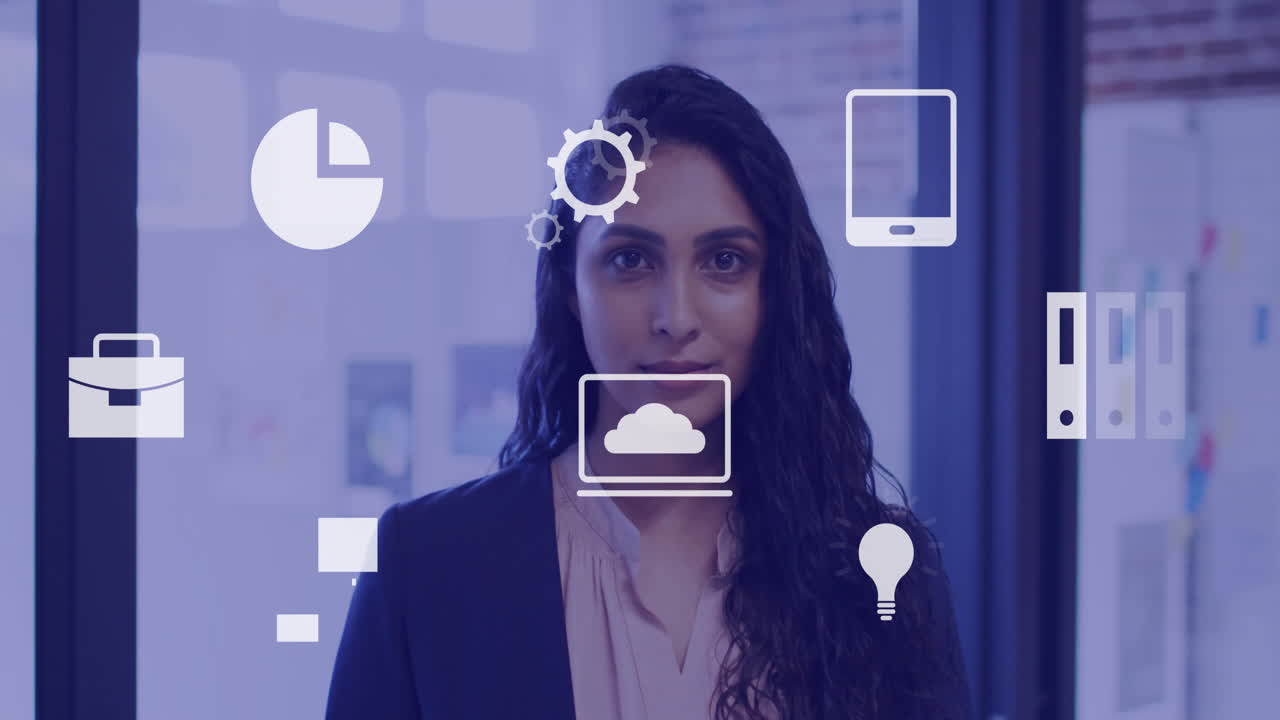 animación de íconos de los negocios sobre mujer de negocios biracial en la oficina