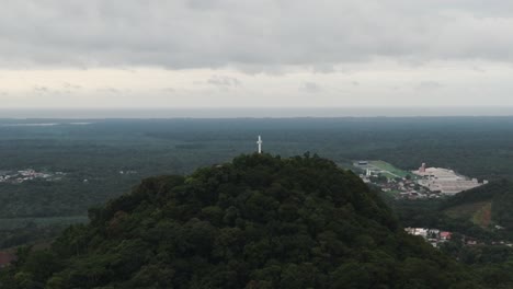 브라질 산타카타리나 주 상프란치스코 도 술 시의 관광 도시 모로 다 크루즈의 항공 사진