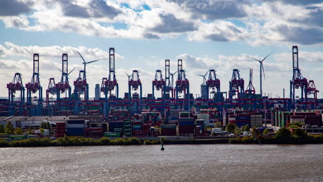 Hamburger-Containerhafen-Tagsüber-Landschaft