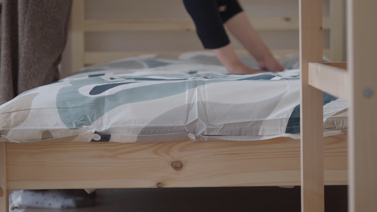 침대를 짓는 것