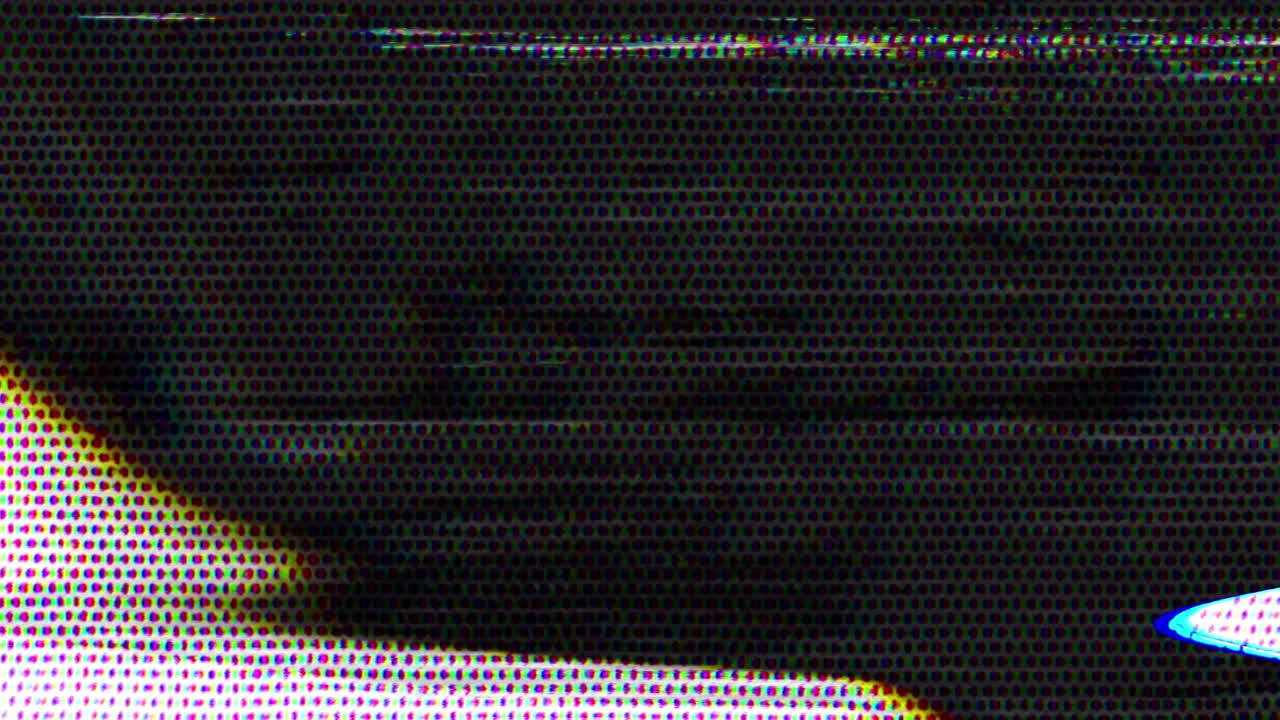 Effetto glitch digitale con retinatura e rumore statico