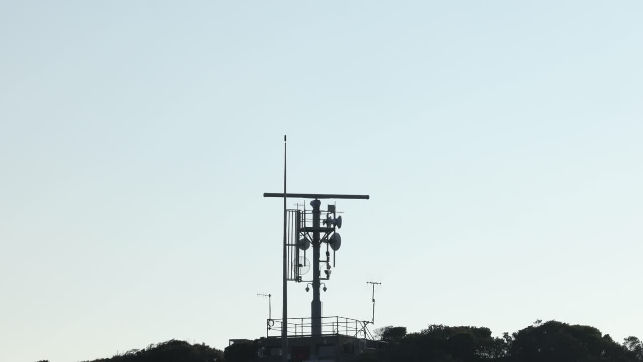 Weather radar tower in Port Phillip Bay