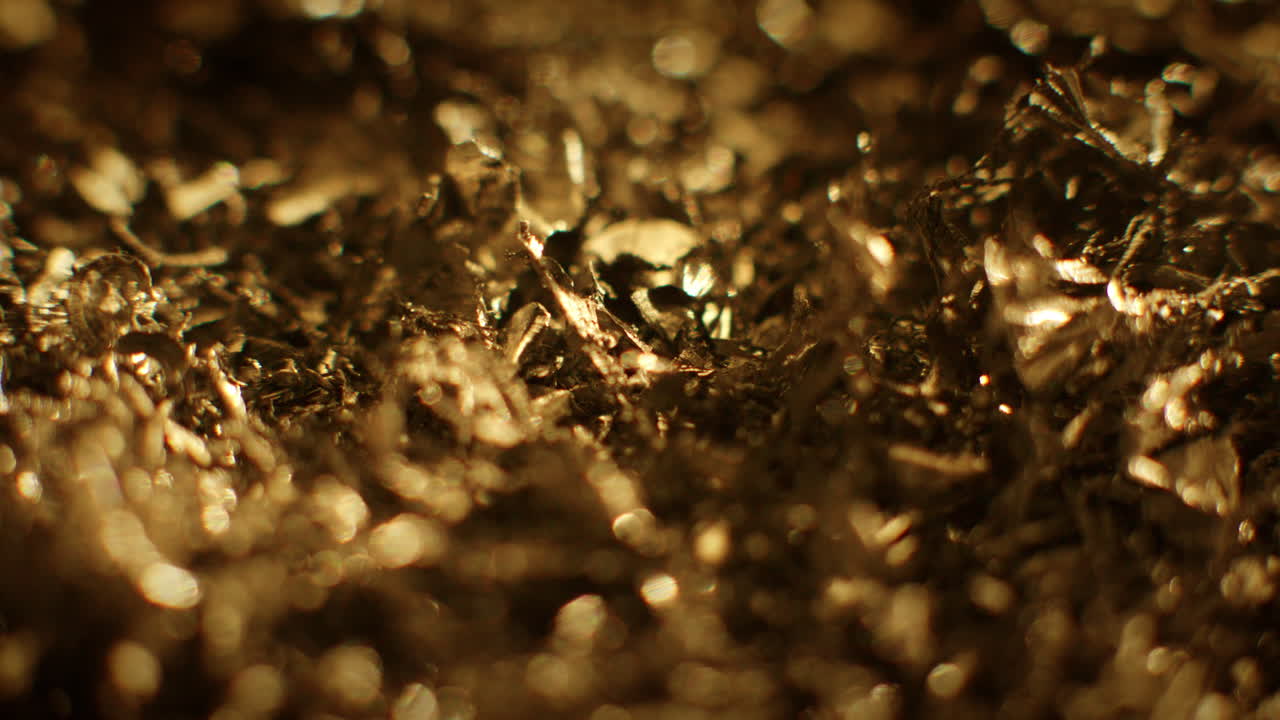 Golden color metal fillings