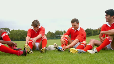 Rugby-Team-Bereitet-Sich-Auf-Ein-Spiel-Vor