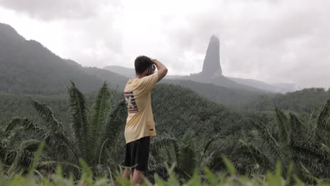 Guy-taking-photo-of-the-most-unique-landscape-in-Africa---4k-120fps