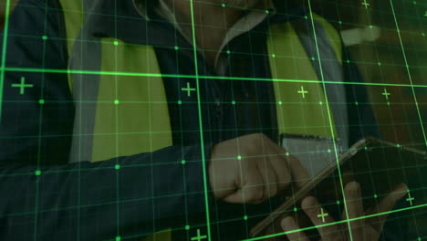 usando tableta, persona con cuadrícula y puntos de datos animación sobre la pantalla