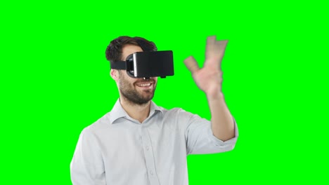 Mann-Mit-Virtual-Reality-Headset