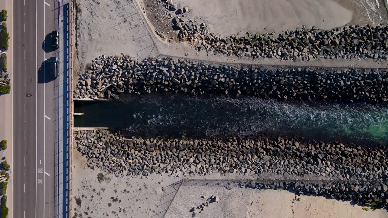 embarcadero de aguas cálidas salida de carlsbad