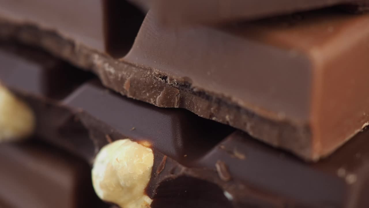 Chocolate Con Avellanas