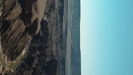 cañón vertical aéreo del río fish en namibia, áfrica