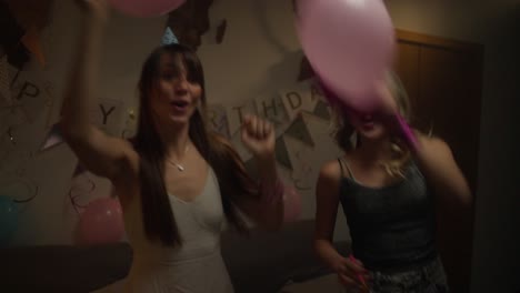 celebrando el cumpleaños en casa