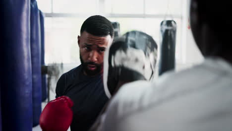 sesión de entrenamiento de boxeo