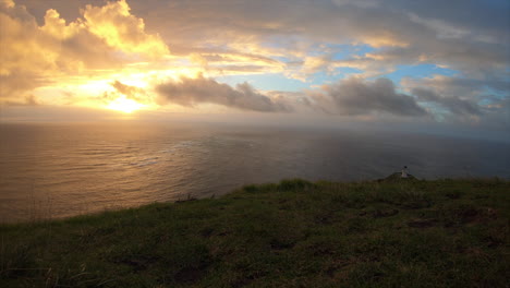 Timelapse-De-Mystic-Cape-Reinga-Durante-La-Puesta-De-Sol,-Nueva-Zelanda