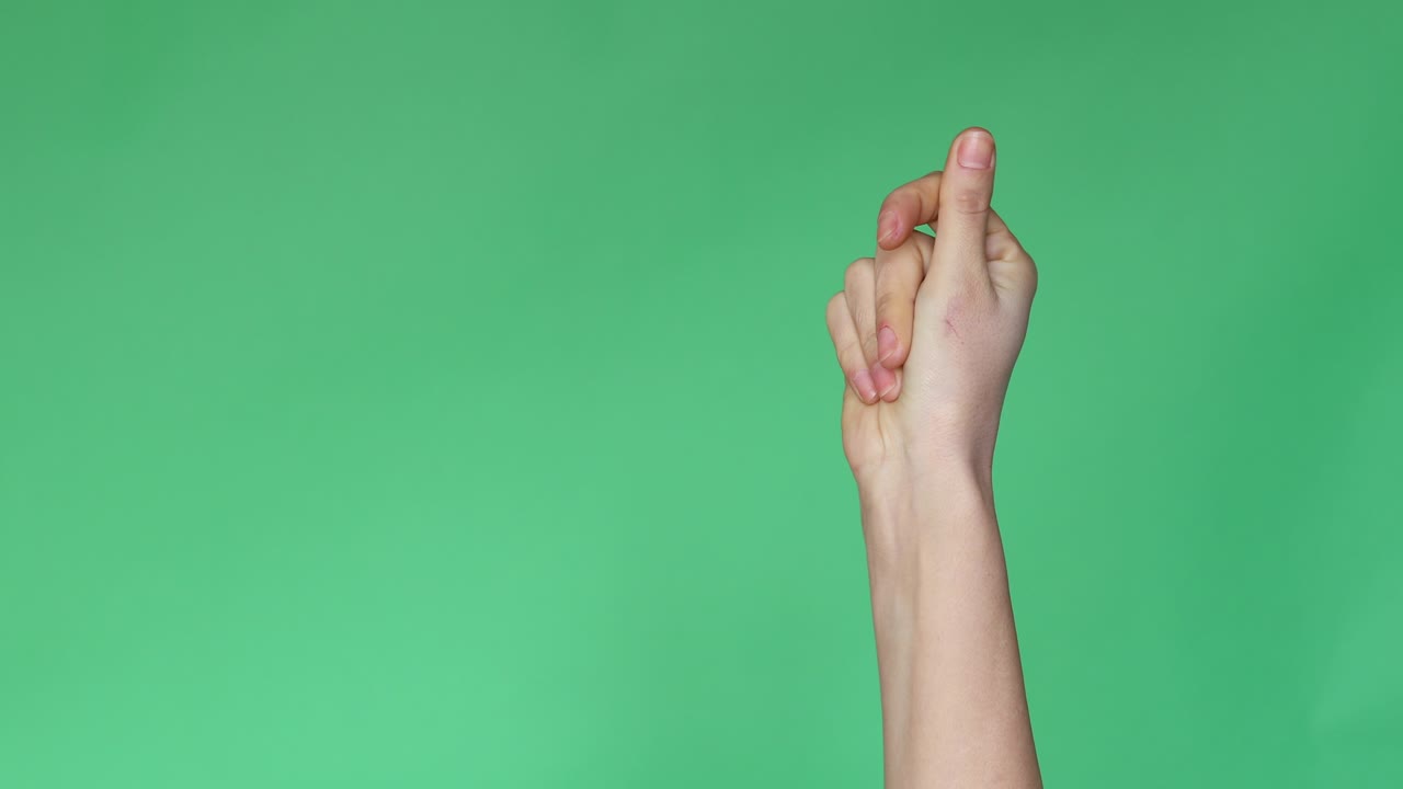 손으로 보여주는 여자