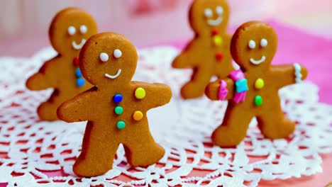 galletas de pan de jengibre decoradas para hombres