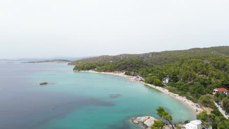 Nikiti,-La-Playa-De-Spathias-En-Grecia:-Una-Aventura-Con-Drones-Aéreos-En-4k